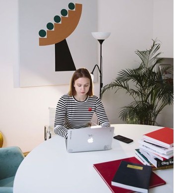 Shed a light on delicious dishes with ceiling lamps